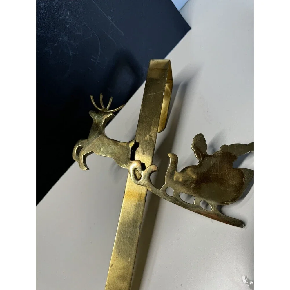 Santa With Sleigh & Reindeer Christmas WREATH Hanger Metal Gold Brass Heavy